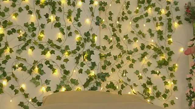 Snapshot of Brenda_M00n chatting on 01.14.25 Brenda M00n online show from 01.14.25