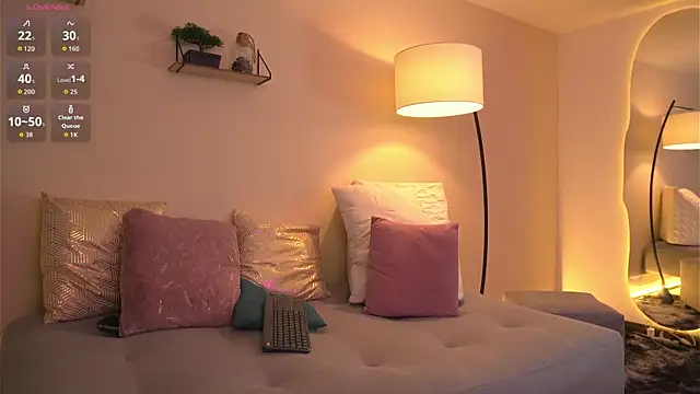 Snapshot of Chloe_Cherry21 chatting on 11.05.25 Chloe Cherry21 online show from 11.05.25