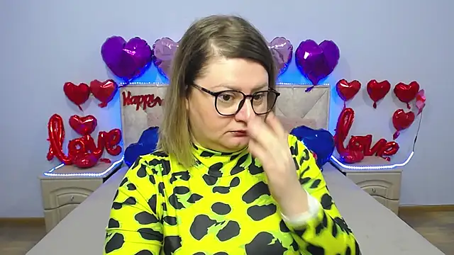 ZannaDreil online show from 02.08.25