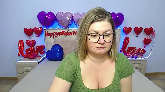 ZannaDreil online show from 02.08.25