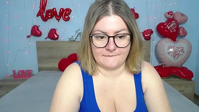 ZannaDreil online show from 02.12.25