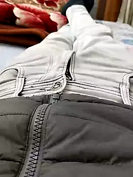 Snapshot of Sumitlive24MBD chatting on 12.17.24 Sumitlive24MBD online show from 12.17.24