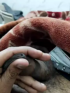 Snapshot of Sumitlive24MBD chatting on 12.18.24 Sumitlive24MBD online show from 12.18.24