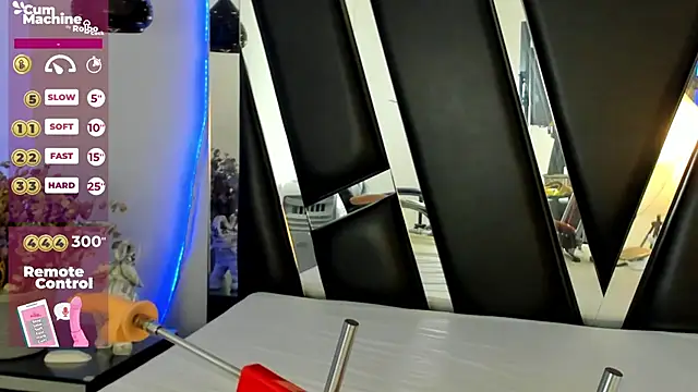 melody suarez online show from 02.28.25