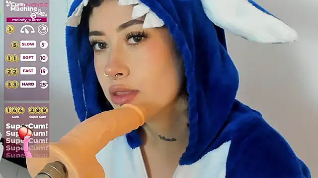 melody suarez online show from 03.04.25