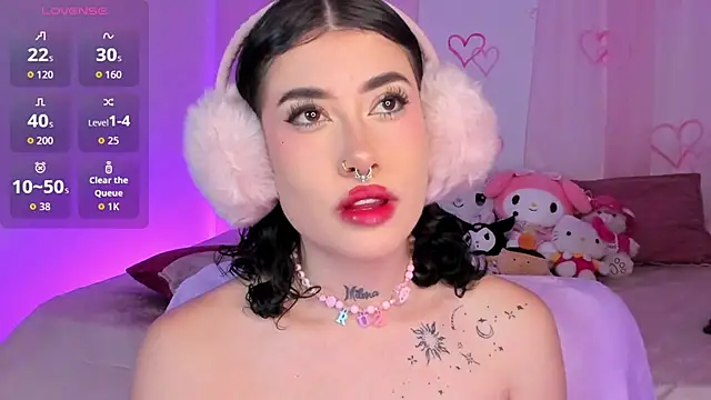 melody suarez online show from 10.17.25