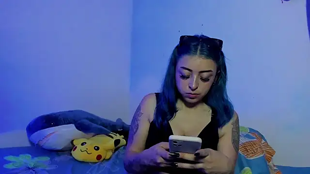 Snapshot of turolita_ chatting on 02.28.25 turolita online show from 02.28.25