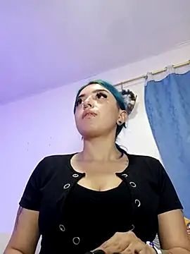 Snapshot of turolita_ chatting on 03.18.25 turolita online show from 03.18.25