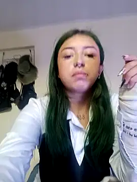 Snapshot of turolita_ chatting on 03.25.26 turolita online show from 03.25.26