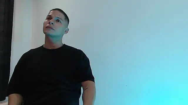 dominick crawford01 online show from 02.01.25