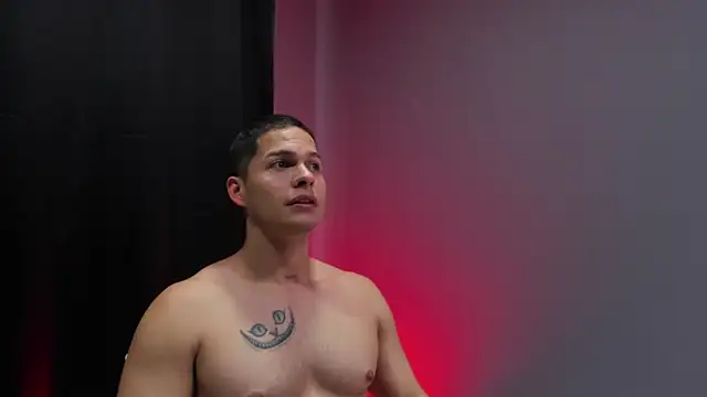 dominick crawford01 online show from 03.09.25