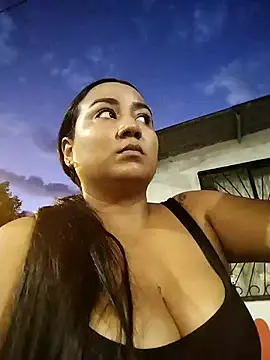 sweet07coral online show from 12.20.24