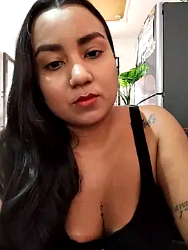 sweet07coral online show from 12.21.24