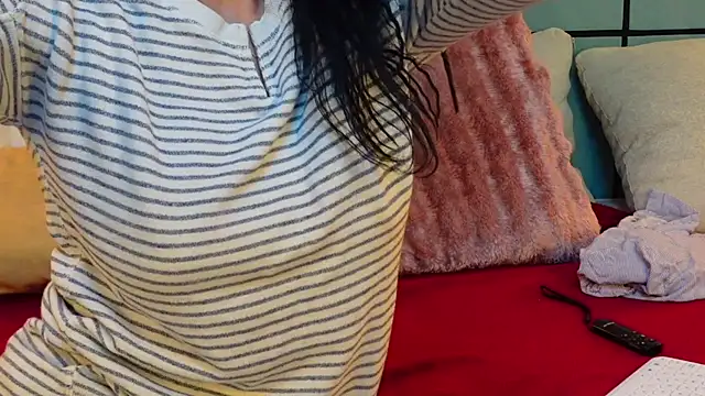 SarraRose online show from 02.09.25