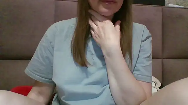 Snapshot of Sladkiegubki chatting on 02.07.25 Sladkiegubki online show from 02.07.25