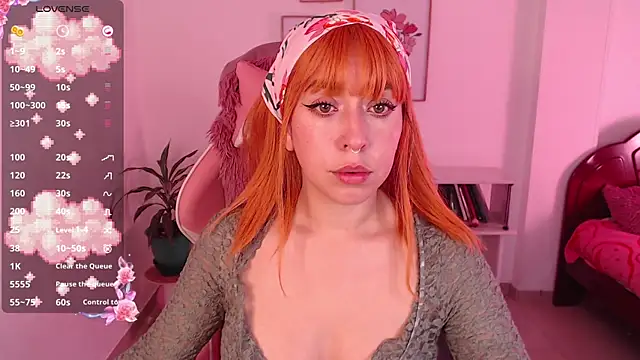 Snapshot of Dahlia__espresso chatting on 09.24.25 Dahlia  espresso online show from 09.24.25