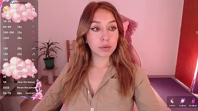 Snapshot of Dahlia__espresso chatting on 09.30.25 Dahlia  espresso online show from 09.30.25