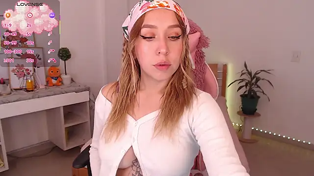 Dahlia  espresso online show from 11.25.25