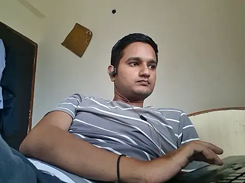 Jonrobinso online show from 10.06.25