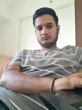 Jonrobinso online show from 04.12.26