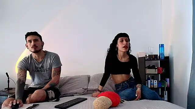 anika lowen02 online show from 03.14.25