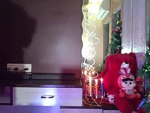 Magical Eyes09 online show from 12.26.24