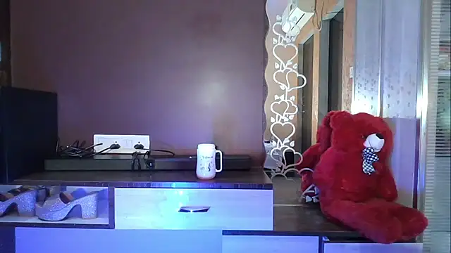 Magical Eyes09 online show from 01.30.25