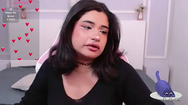 BonnieTaylor0 online show from 01.17.25