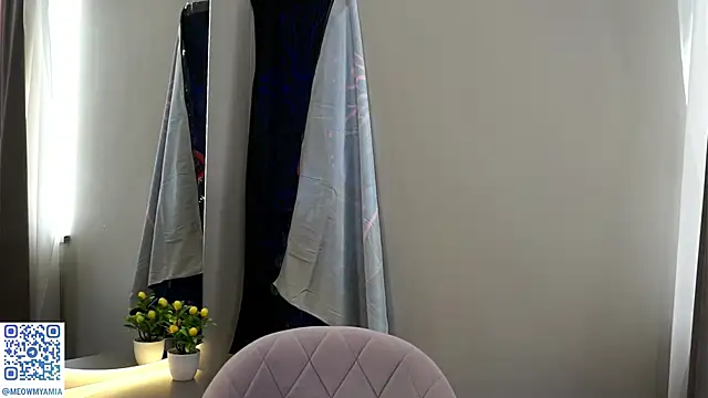 EvelyynLopez online show from 01.23.25