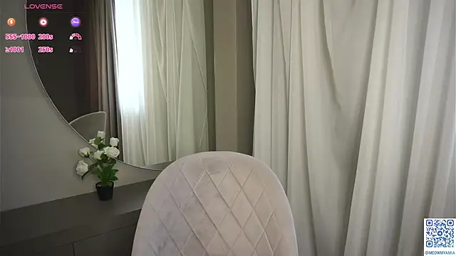 EvelyynLopez online show from 02.14.25