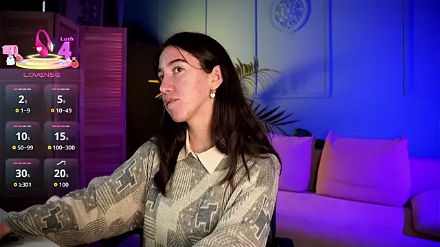 Snapshot of Belle_Via chatting on 09.25.25 Belle Via online show from 09.25.25