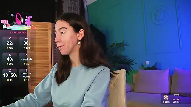 Snapshot of Belle_Via chatting on 10.13.25 Belle Via online show from 10.13.25