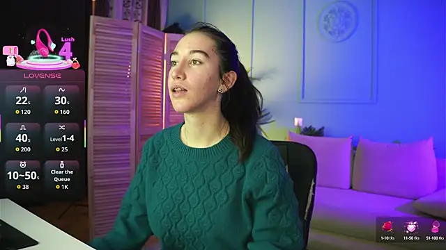 Snapshot of Belle_Via chatting on 10.14.25 Belle Via online show from 10.14.25