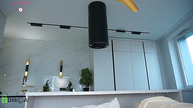 hecola online show from 09.21.25