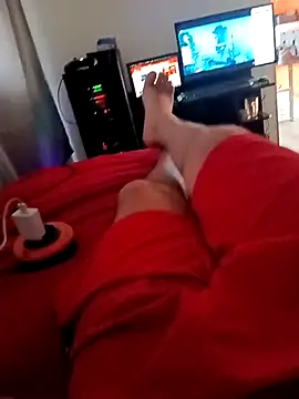 Snapshot of gg2060 chatting on 10.28.25 gg2060 online show from 10.28.25