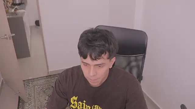 Snapshot of Tony_Hoffa chatting on 09.17.25 Tony Hoffa online show from 09.17.25