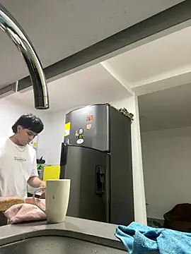 Snapshot of Tony_Hoffa chatting on 10.14.25 Tony Hoffa online show from 10.14.25