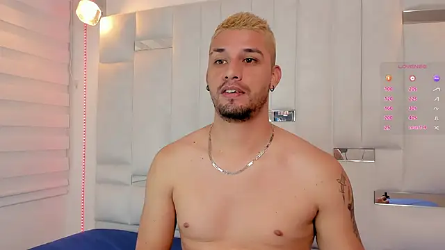 Jacoob19  online show from 12.04.24