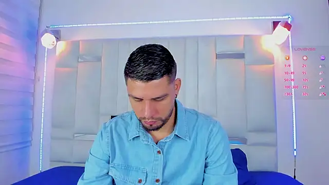 Jacoob19  online show from 02.11.25
