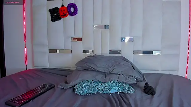 Jacoob19  online show from 10.31.25