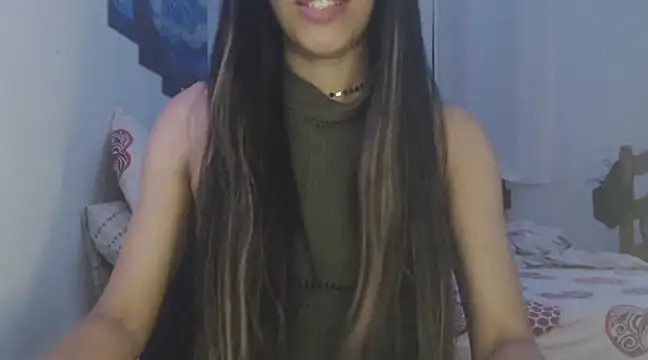 Snapshot of Blanc_Sophie chatting on 12.23.24 Blanc Sophie online show from 12.23.24