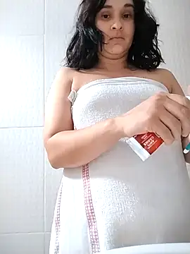 Snapshot of WasabiiiiiiChan24 chatting on 10.20.25 WasabiiiiiiChan24 online show from 10.20.25