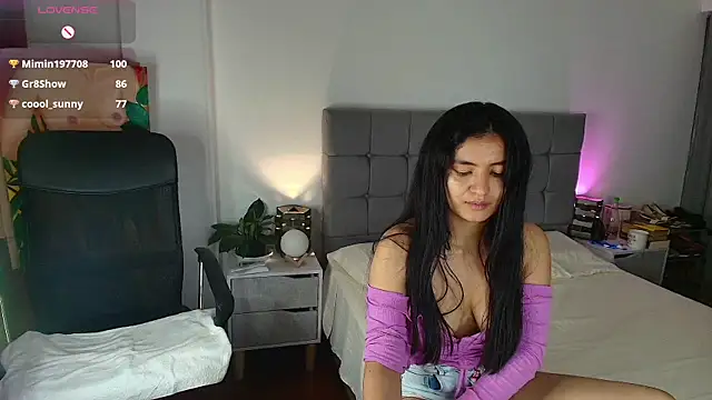Snapshot of ChloeSanchezx chatting on 03.17.25 ChloeSanchezx online show from 03.17.25