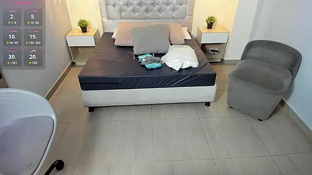 escarleth   online show from 02.21.26