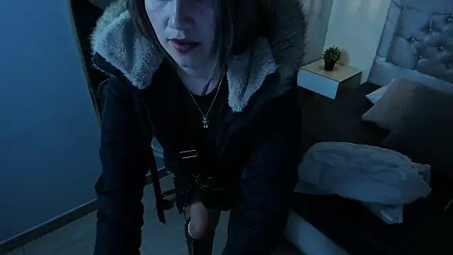 escarleth   online show from 02.25.26