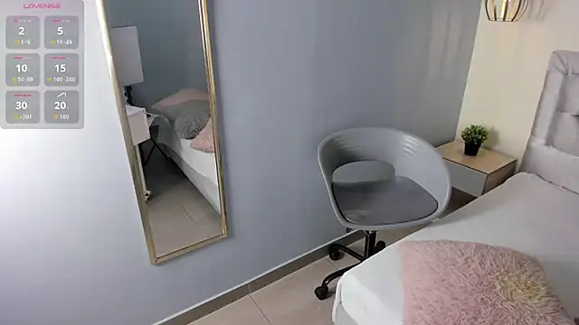 escarleth   online show from 03.25.26