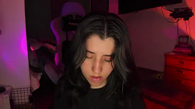 Bunnyy095 online show from 02.17.26