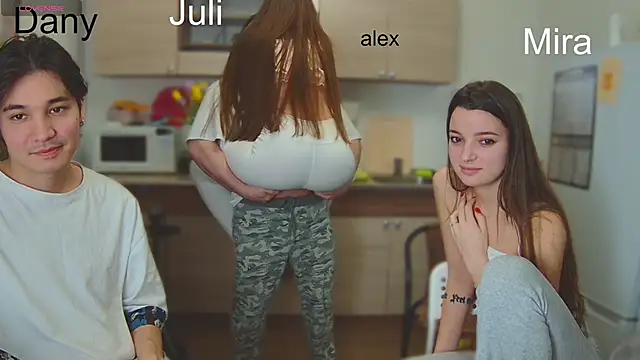 fcjuicy pussy online show from 03.11.25