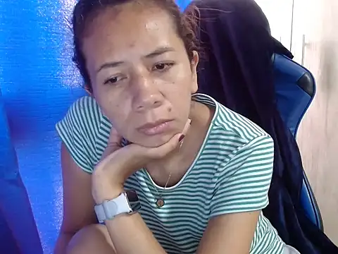 Snapshot of Erotic_latina chatting on 03.12.25 Erotic latina online show from 03.12.25