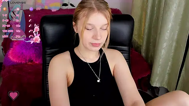 KarambaMoon online show from 02.01.25